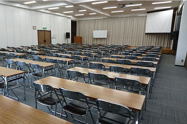 〈専〉YIC京都工科自動車大学校 京都貸し教室・会議室