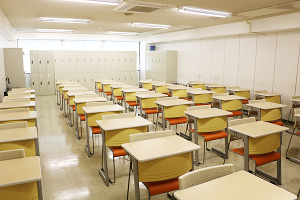 〈専〉YIC京都工科自動車大学校 京都貸し教室・会議室