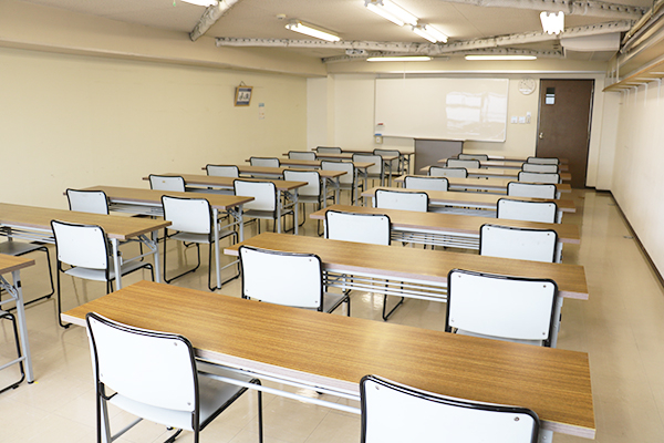 〈専〉YIC京都工科自動車大学校 京都貸し教室・会議室