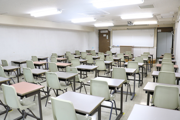 〈専〉YIC京都工科自動車大学校 京都貸し教室・会議室