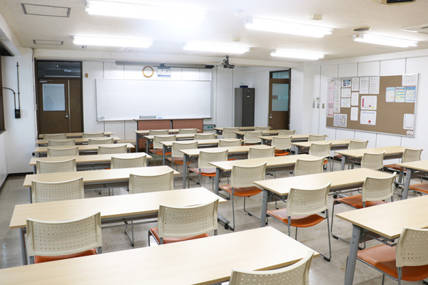 〈専〉YIC京都工科自動車大学校 京都貸し教室・会議室