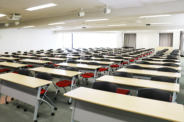 〈専〉YIC京都工科自動車大学校 京都貸し教室・会議室