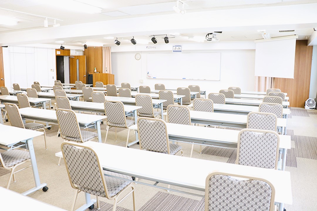 学校法人YIC学院の貸し会議室・貸し教室