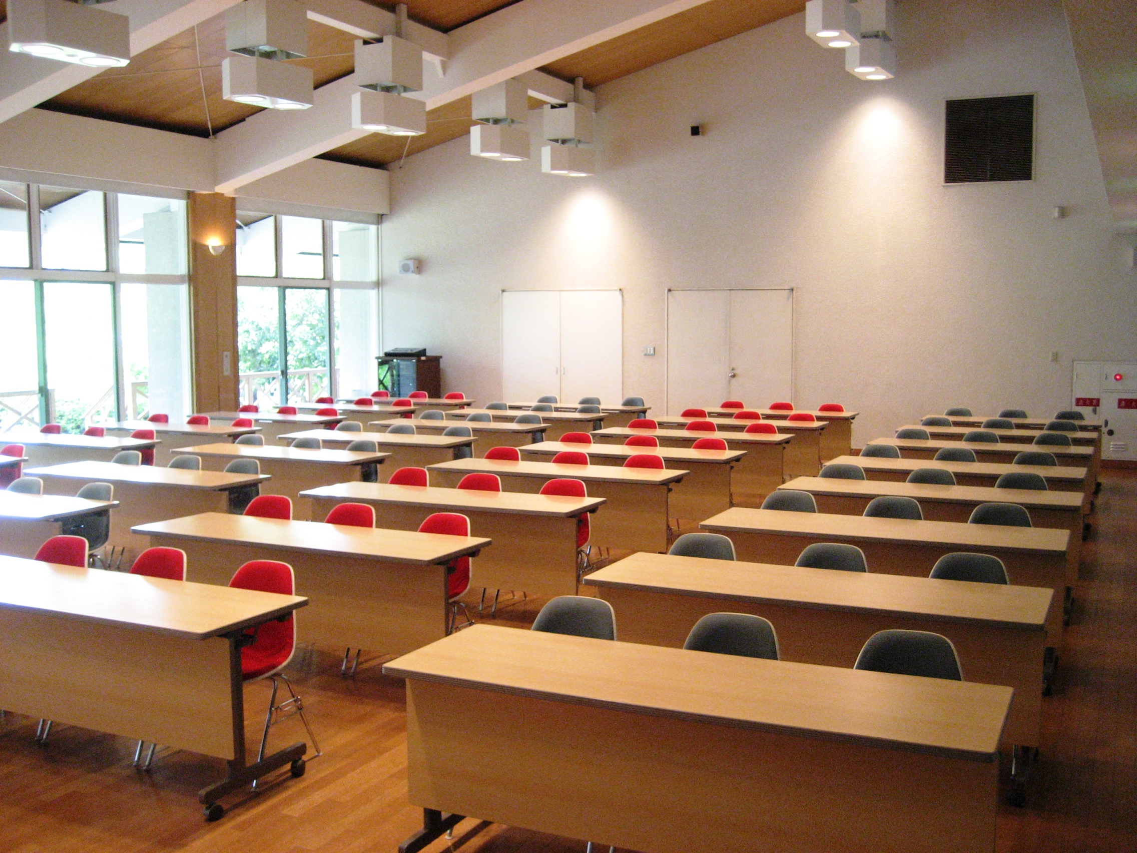 The Day Osaka　ホール・貸会議室