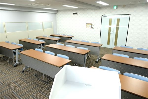 オフィスパーク 名駅花車デザイン会議室