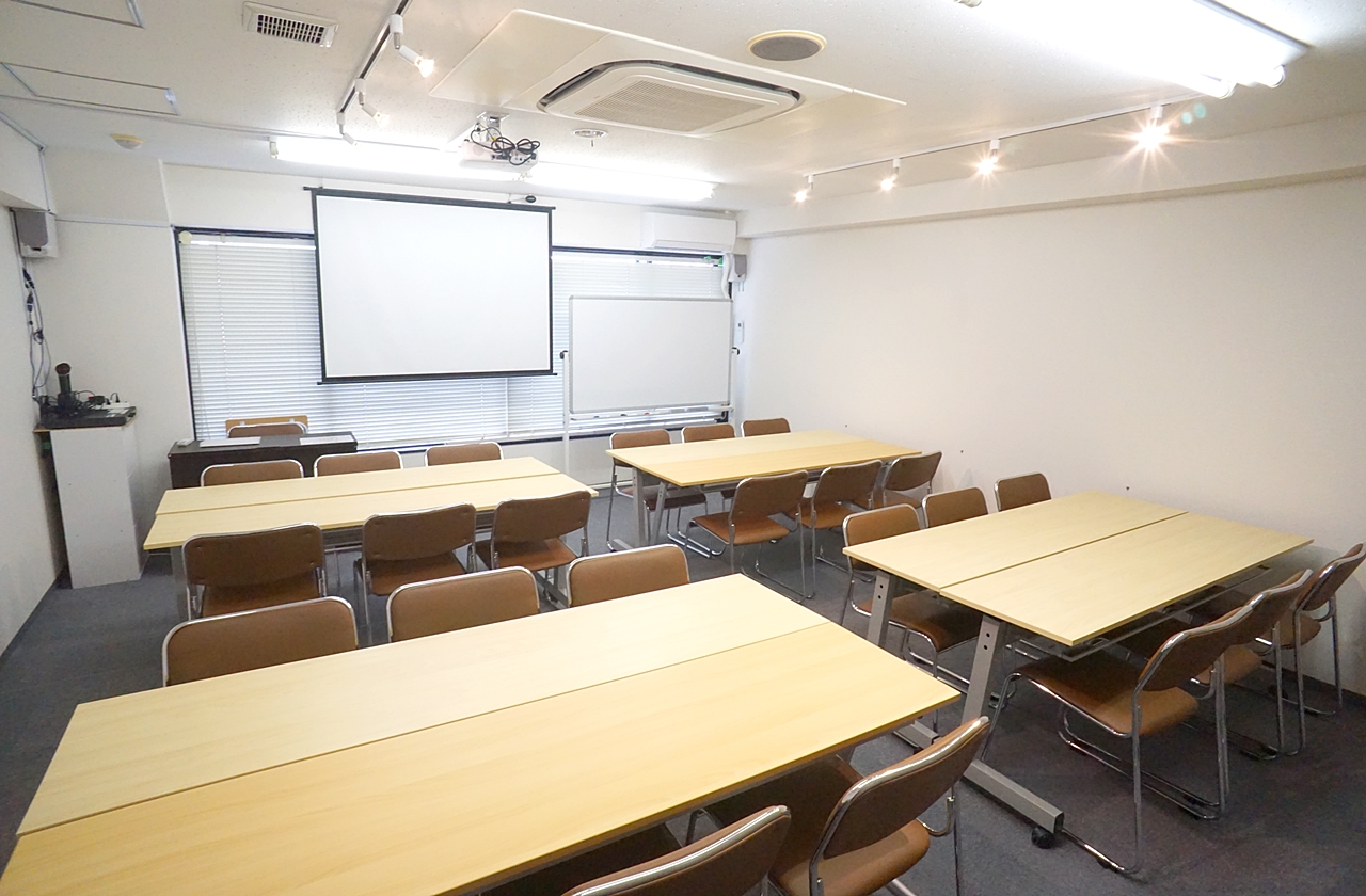 新大阪セミナーオフィス　会議室ルームＯ－６、７