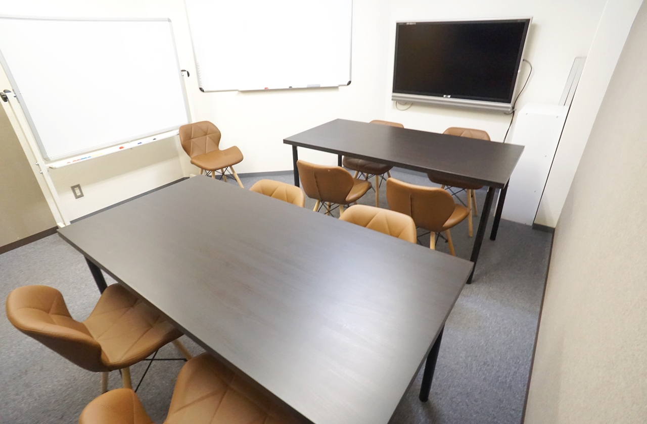 新大阪セミナーオフィス　会議室ルームＯ－６、７