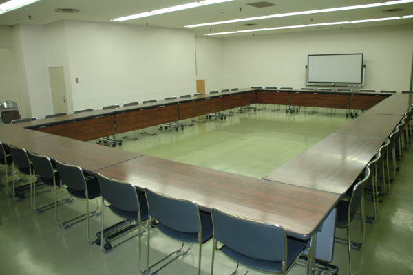 センタープラザ西館 貸会議室