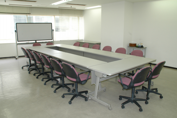 センタープラザ西館 貸会議室