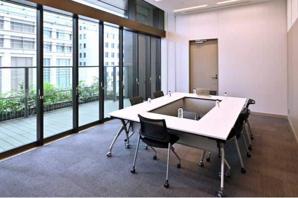 室町三井ホール&カンファレンス