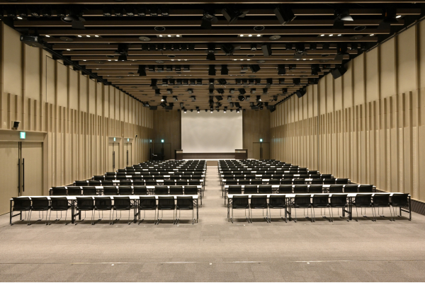 室町三井ホール&カンファレンス