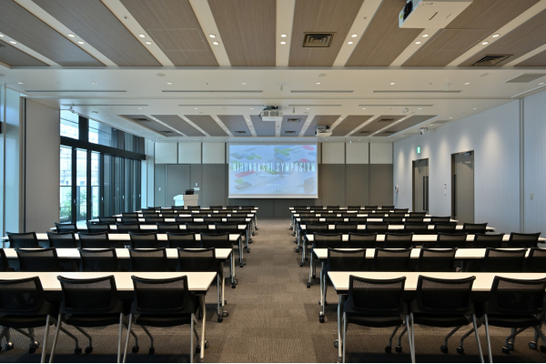 室町三井ホール&カンファレンス