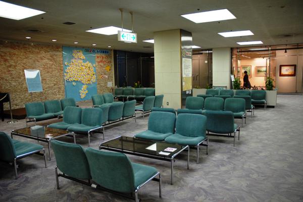 兵庫県民会館