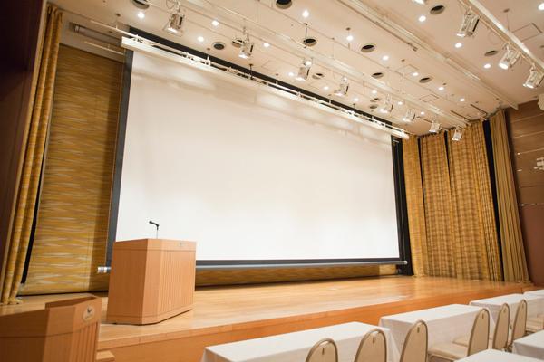 ラッセホール