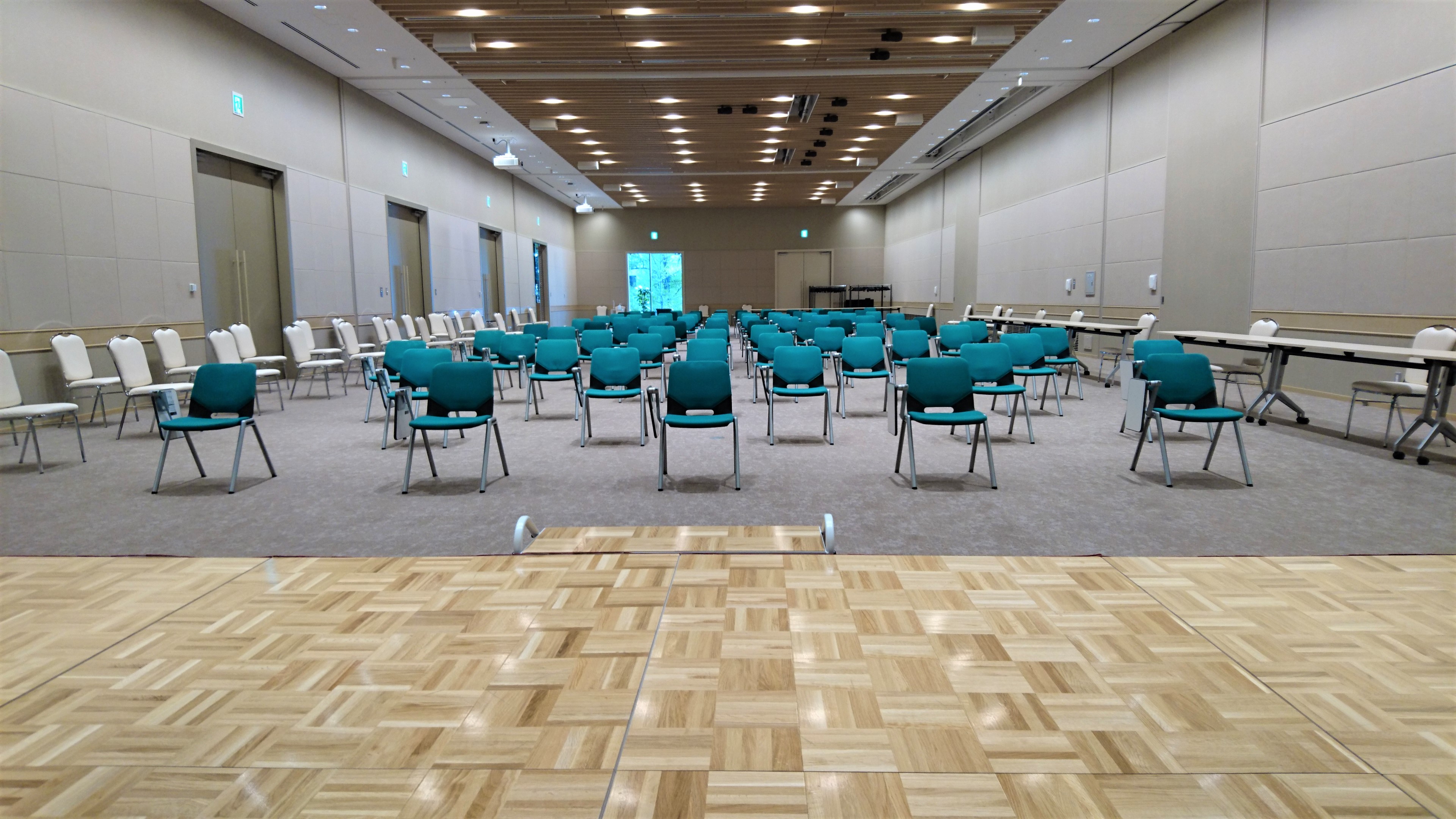 オービックホール