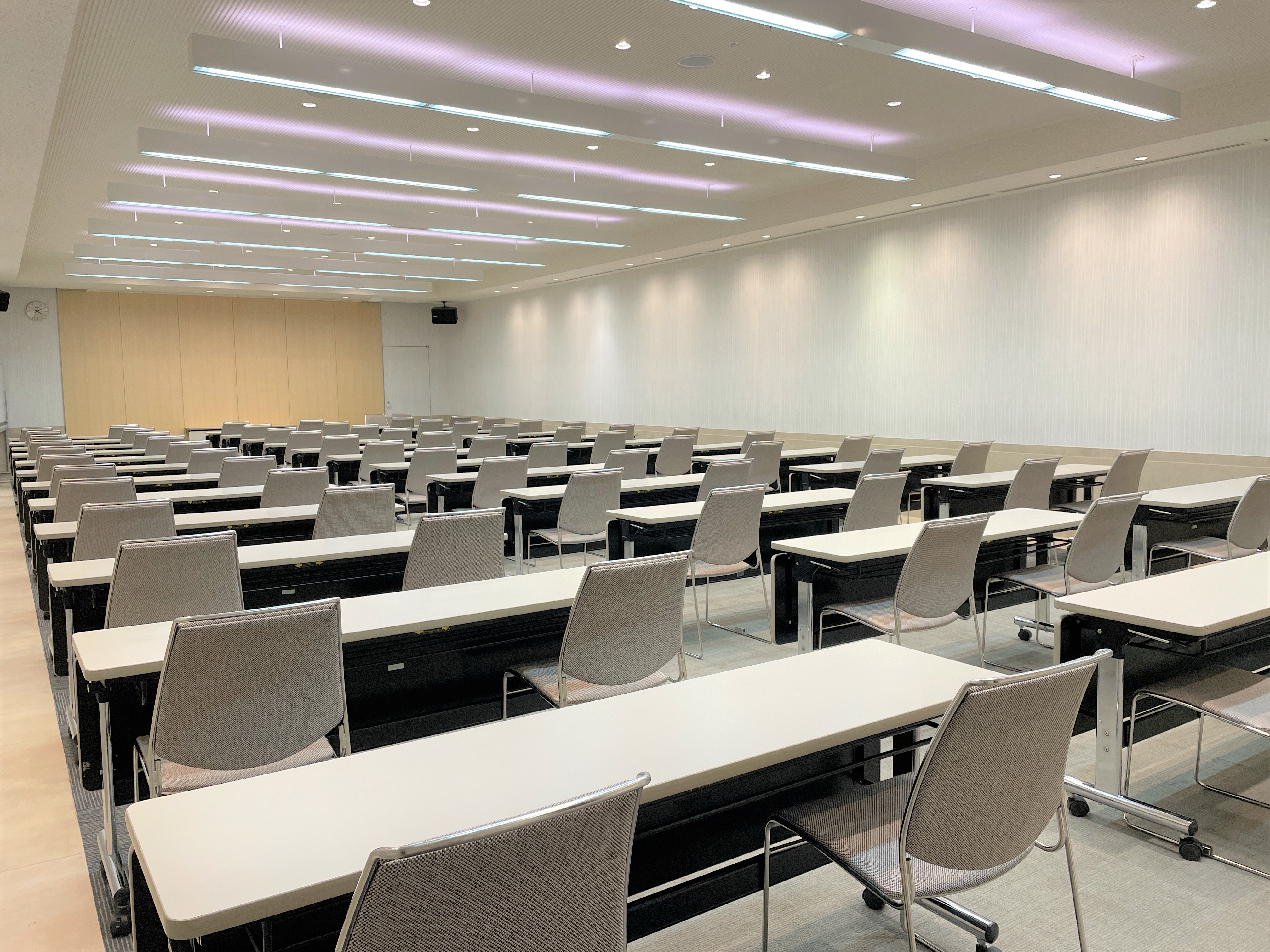 幕張メッセ　国際会議場