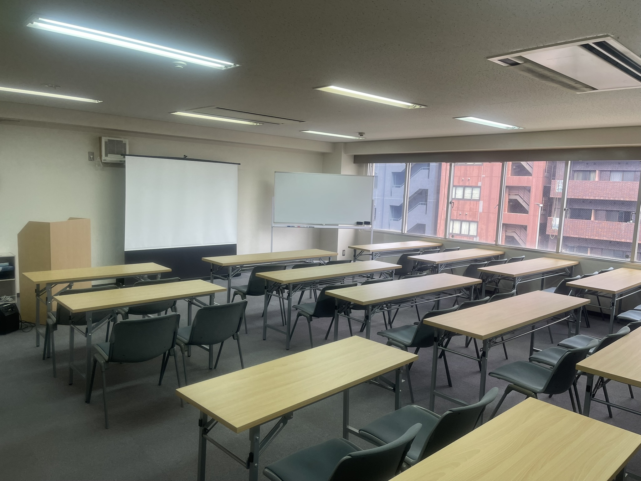 ＳＭＧ貸し会議室　四ツ橋・近商ビル