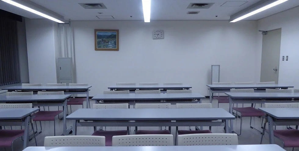 エル・おおさか（大阪府立労働センター）        