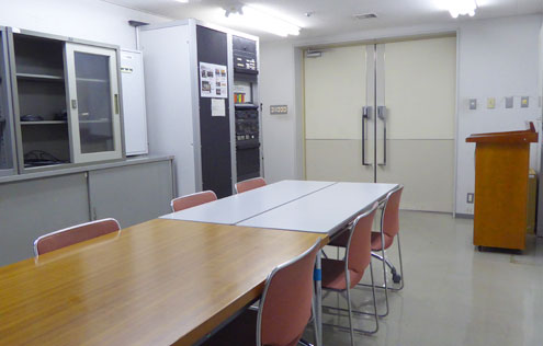 エル・おおさか（大阪府立労働センター）        