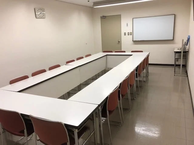 エル・おおさか（大阪府立労働センター）        