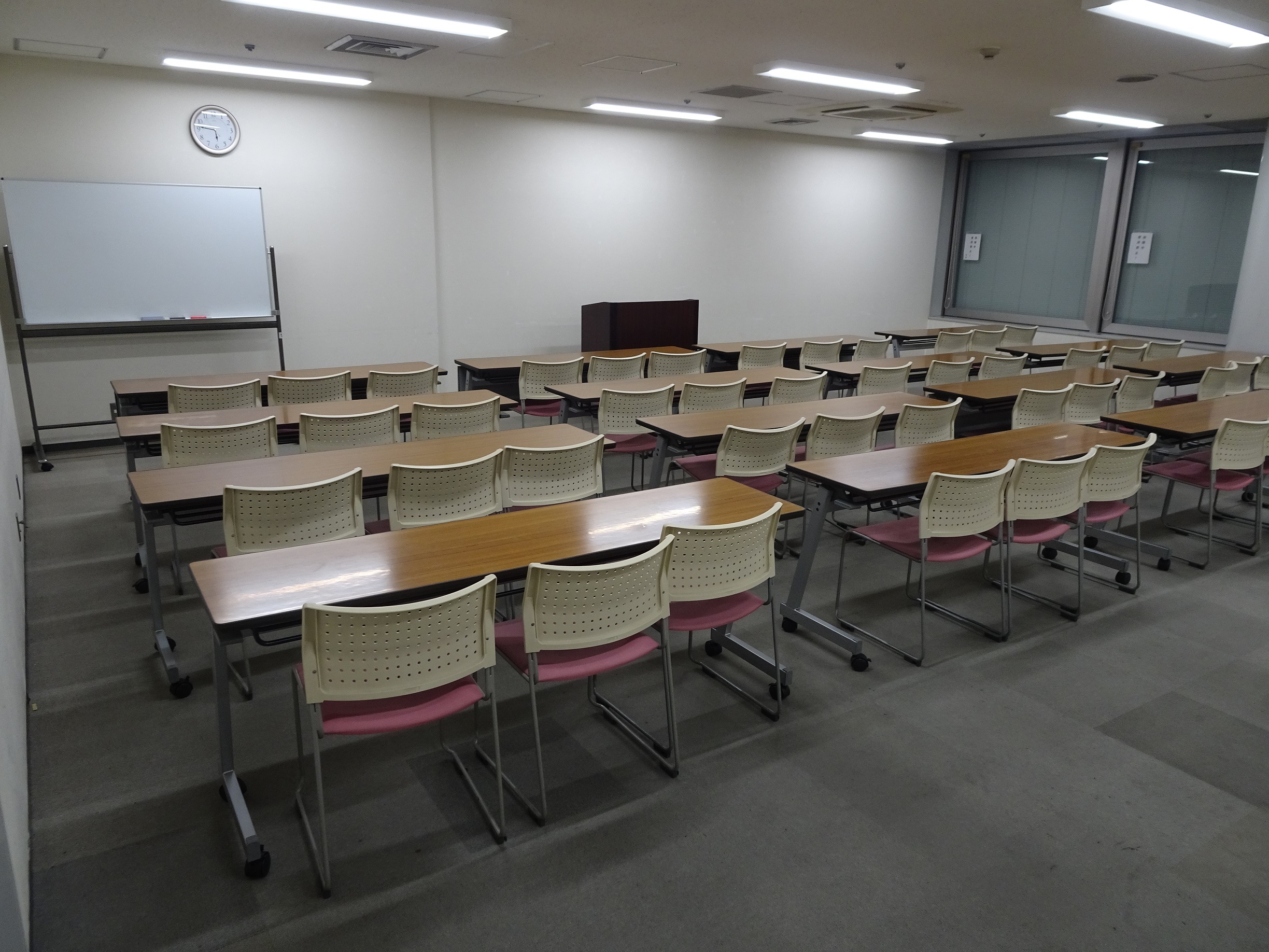 エル・おおさか（大阪府立労働センター）        