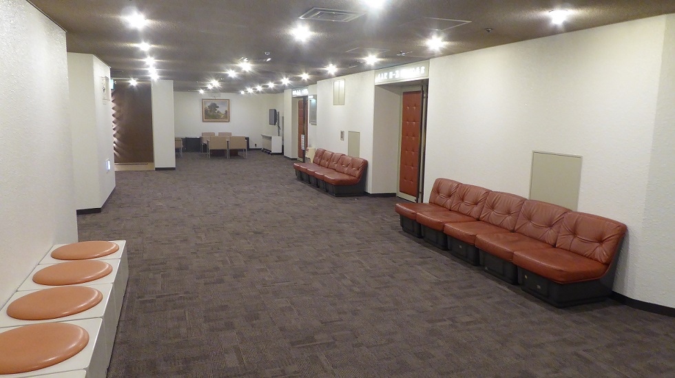 エル・おおさか（大阪府立労働センター）        