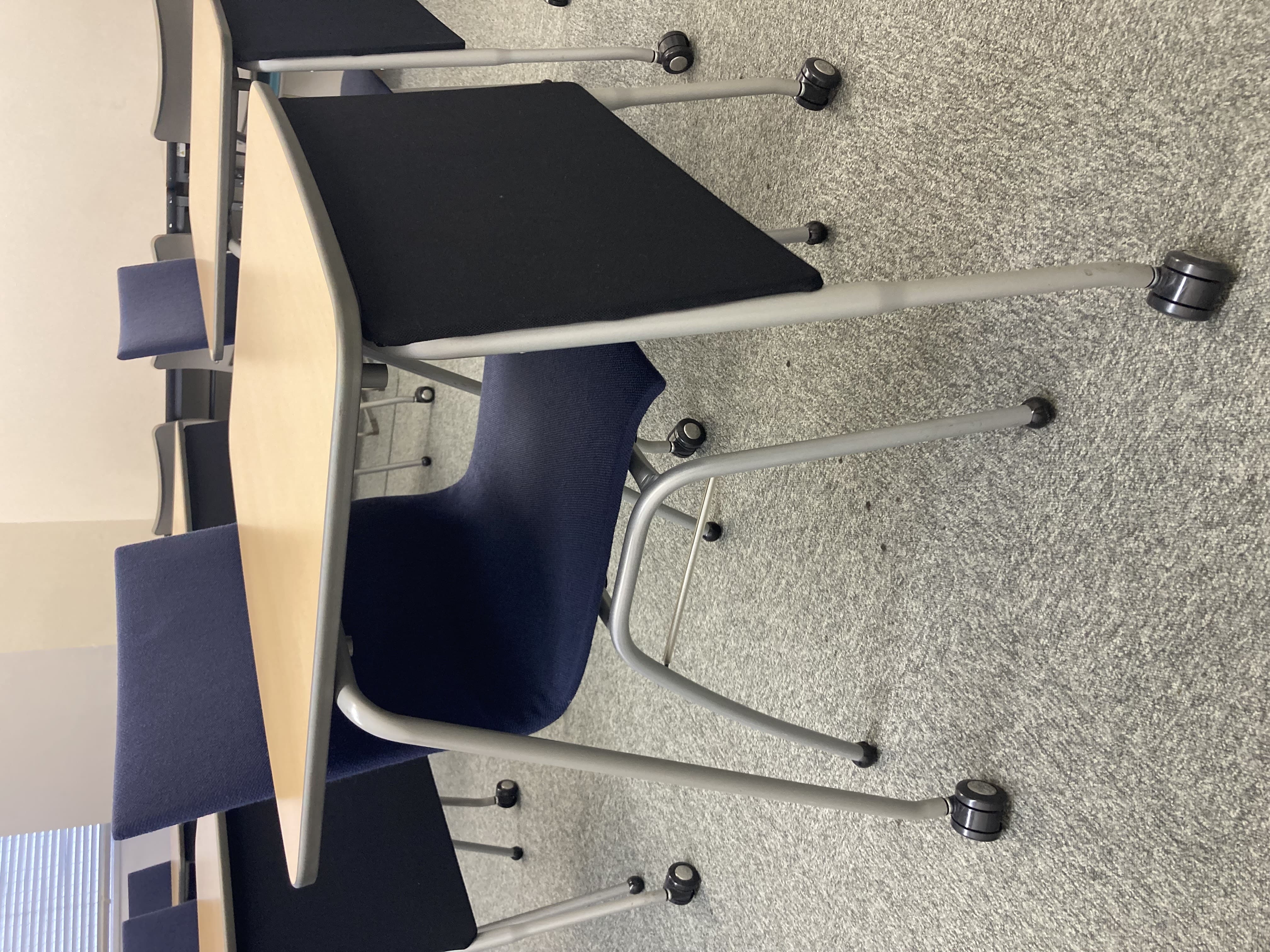 八洲学園大学　貸し会議室