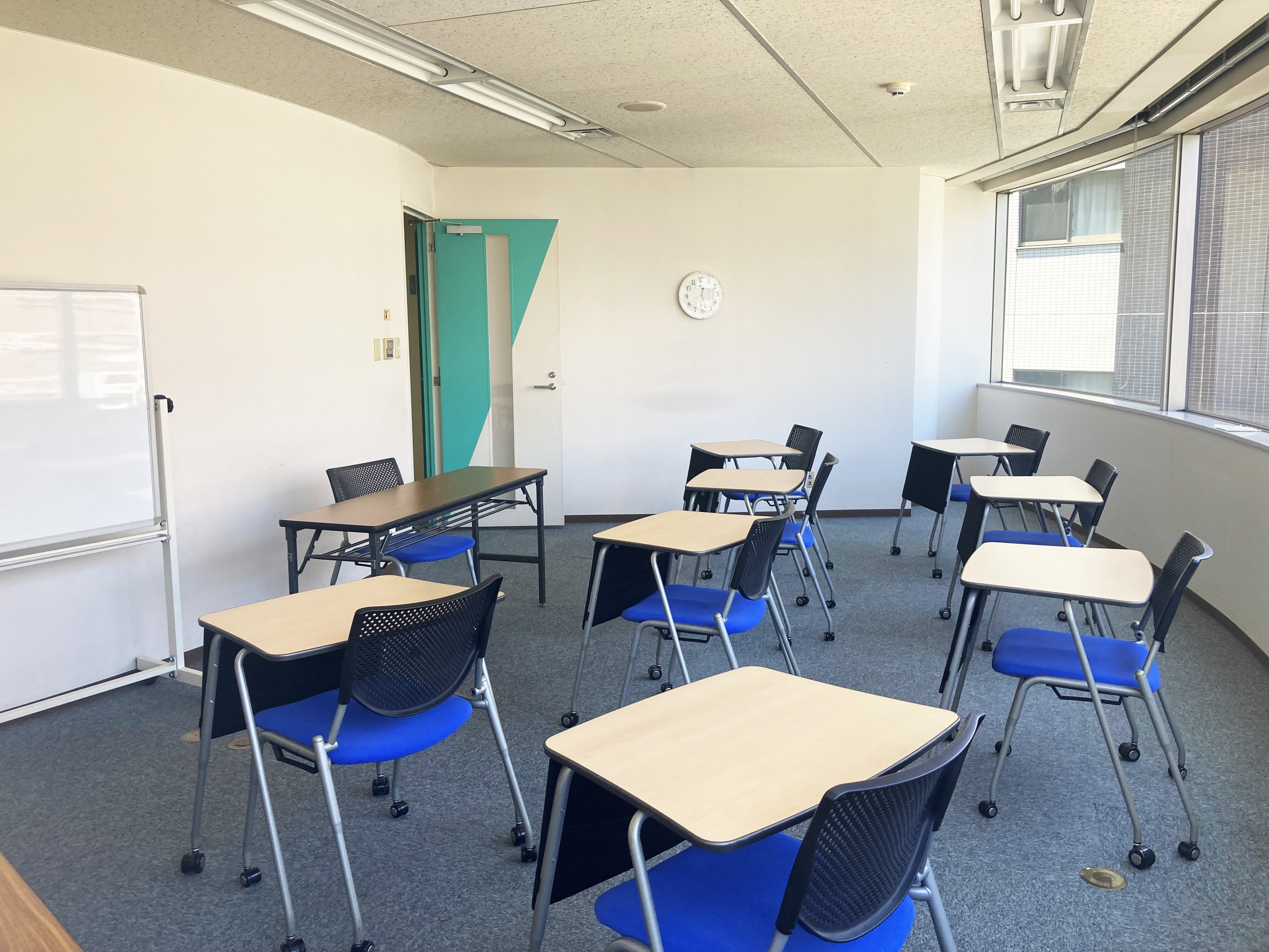 八洲学園大学 貸し会議室