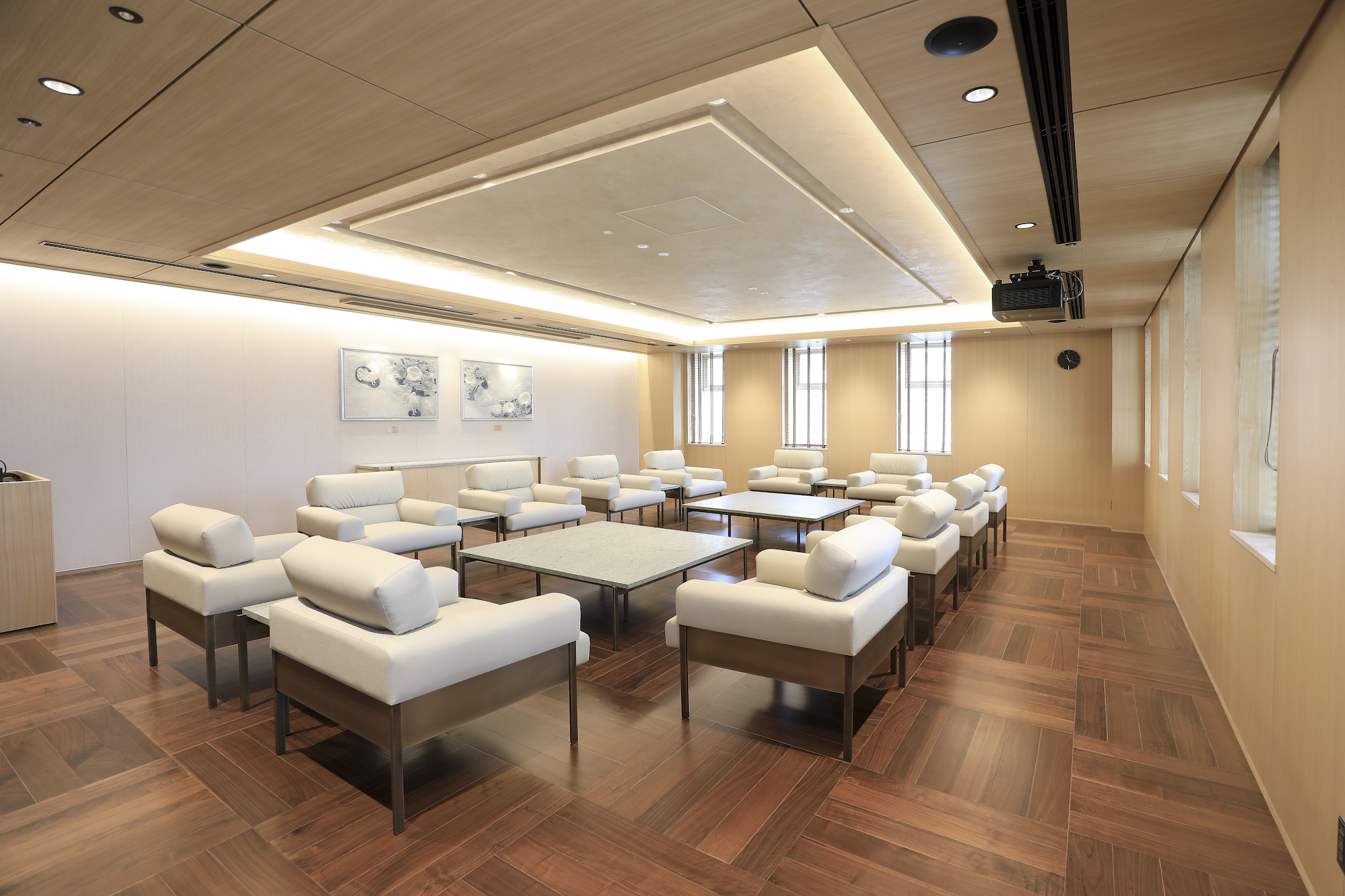 大阪大学中之島センター