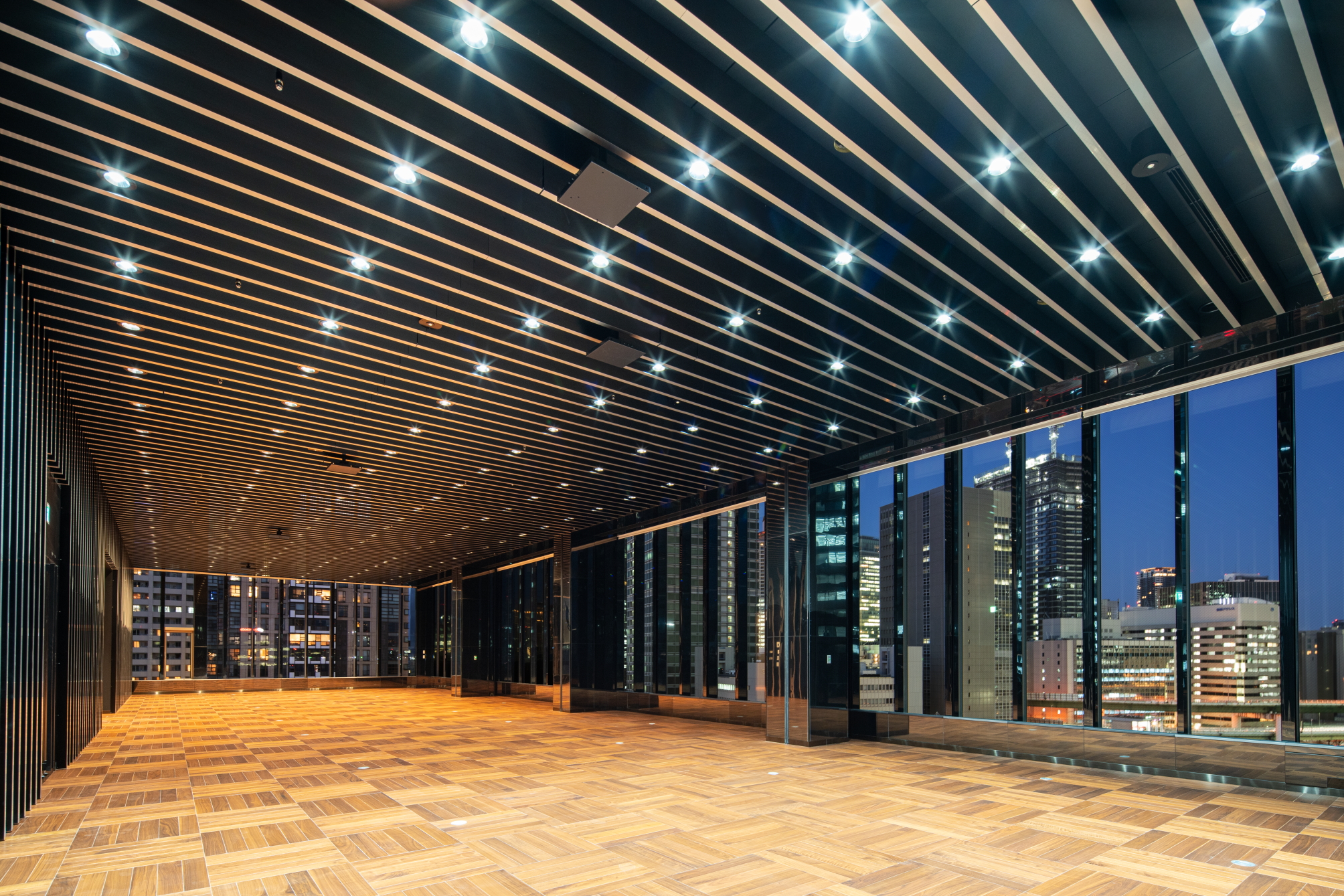 大阪大学中之島センター