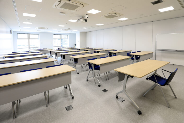 大阪大学中之島センター
