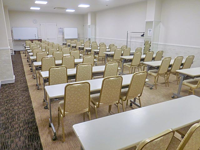 加瀬の貸し会議室 新横浜3丁目大ホール 150名収容