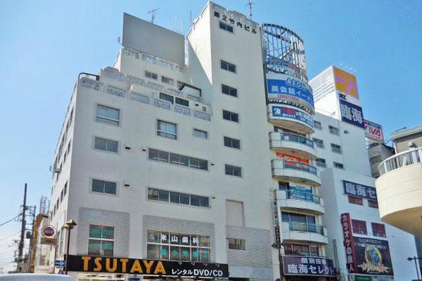 加瀬の貸し会議室 鶴見駅前ホール 100名収容可能