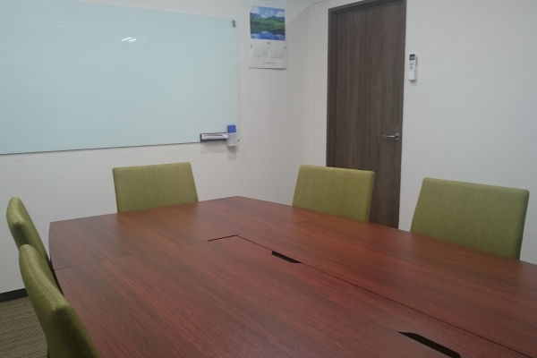 センターオフィス