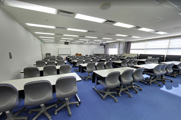 神奈川県立かながわ労働プラザ