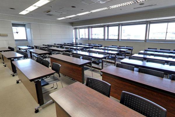 横浜市技能文化会館