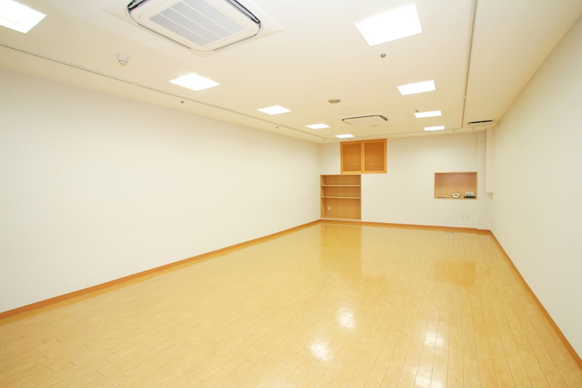 福岡ファッションビル　FFBホール