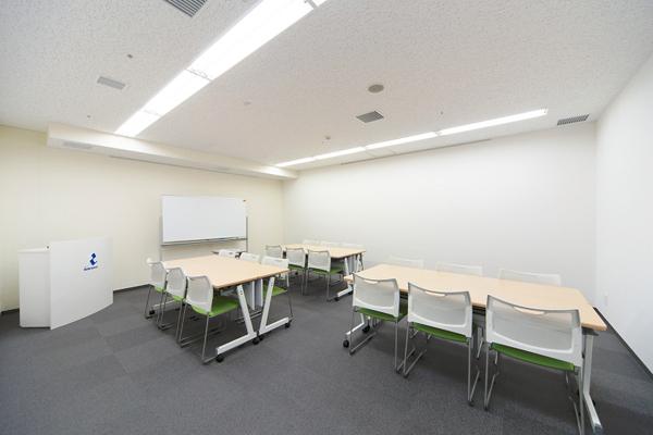 リファレンス大博多ビル貸会議室