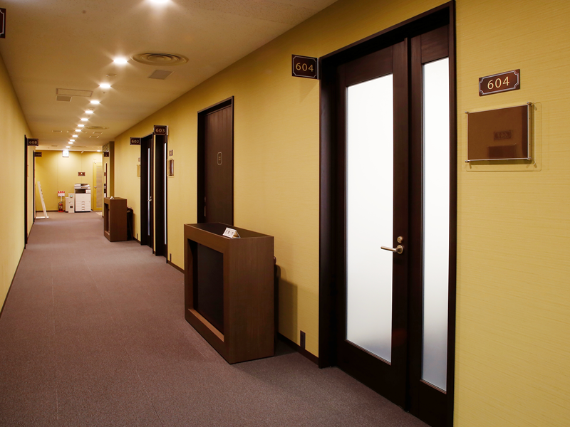 アットビジネスセンター心斎橋																						