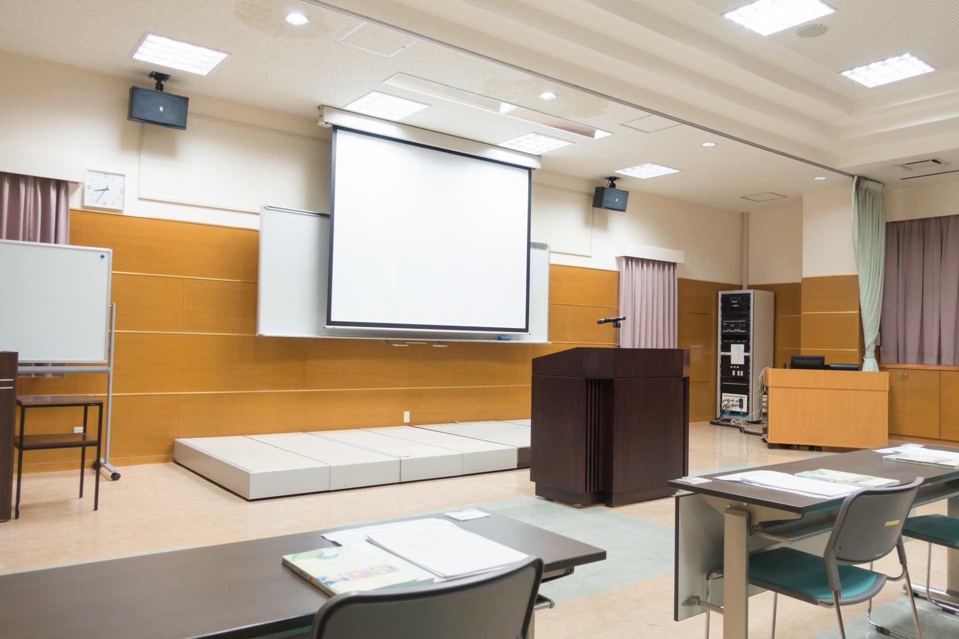 【大阪市内】で研修に最適な貸し会議室・レンタルスペース